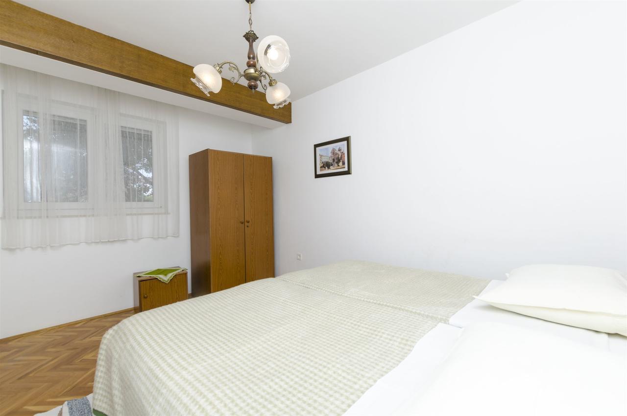 Apartments Karmela Primošten Eksteriør bilde
