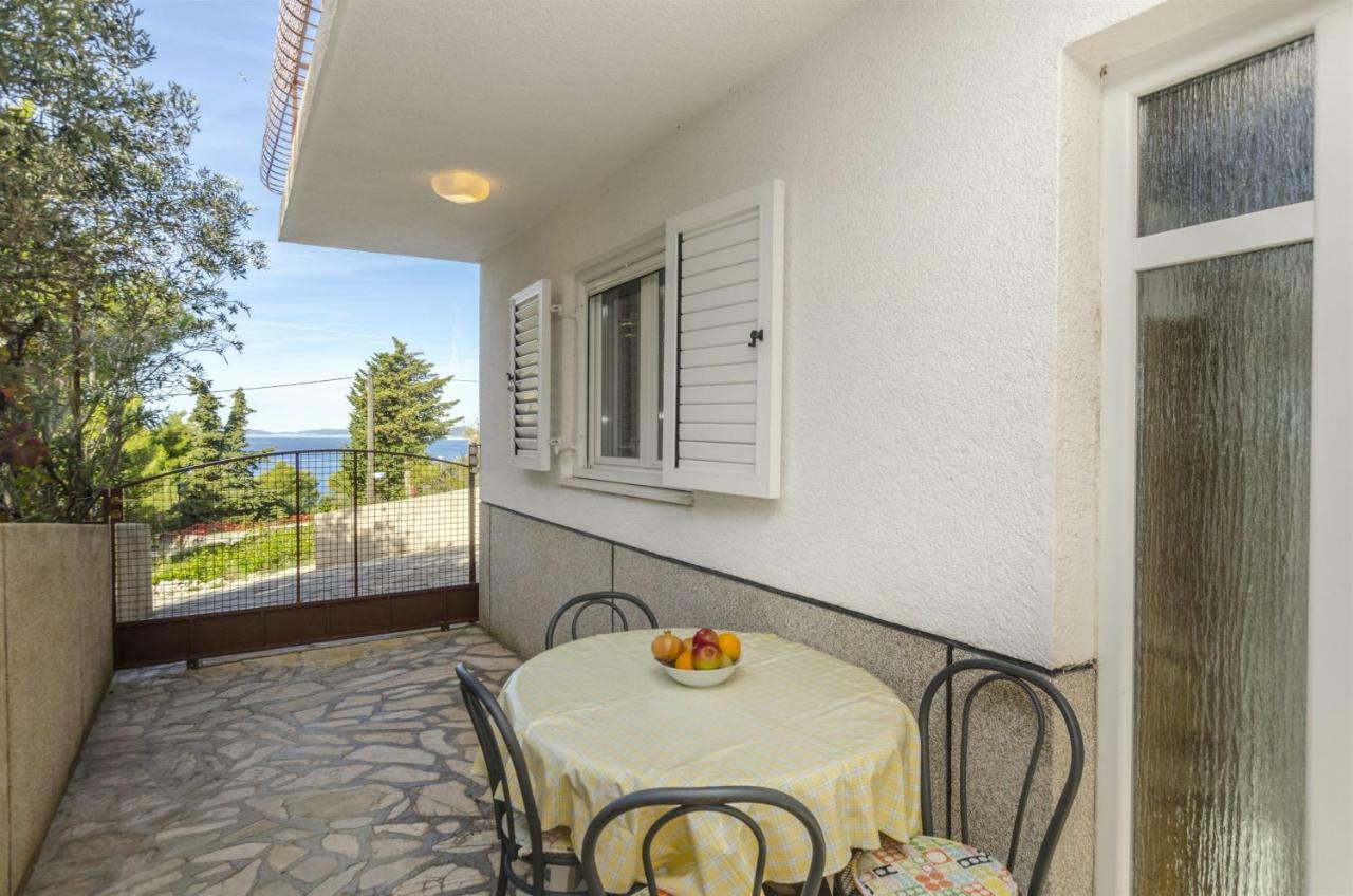 Apartments Karmela Primošten Eksteriør bilde